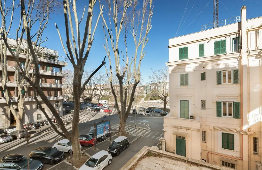 R.C. Giulio Cesare. Loft In Centro-1